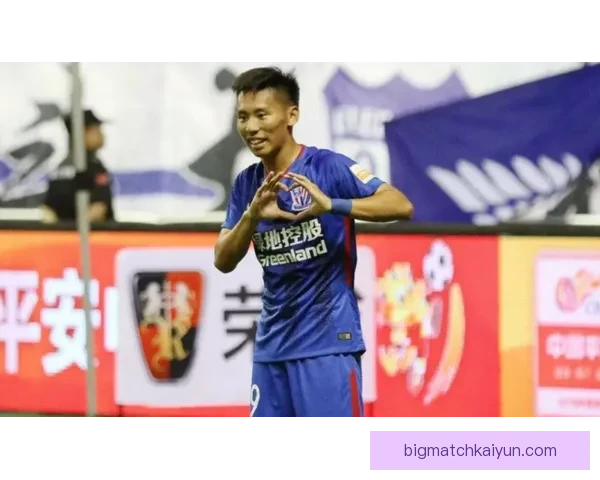 德甲夏季转会窗口动态解读：各队引援策略与阵容调整分析